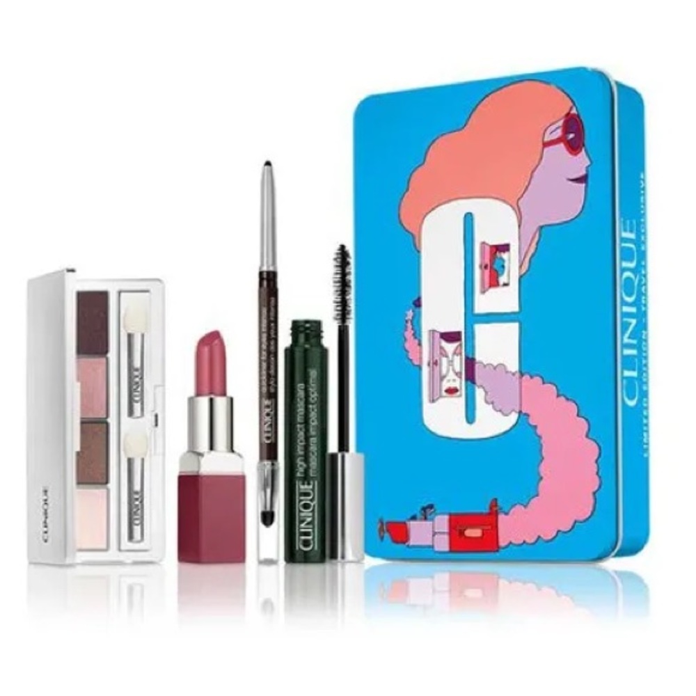 CLINIQUE Jet Set: Destination Pretty EXCLUSIVE